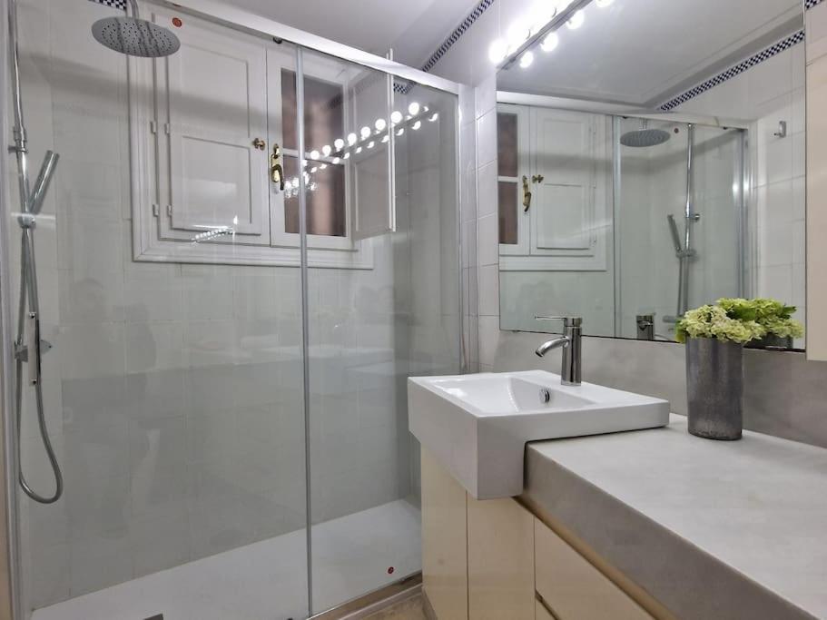 Apartmán Precioso En Santa Cruz Lirio Bajo Sevilla Exteriér fotografie